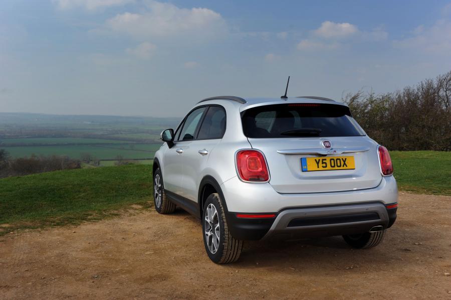  Fiat 500X Cross 2015 года  (UK) (фото 26 из 30)